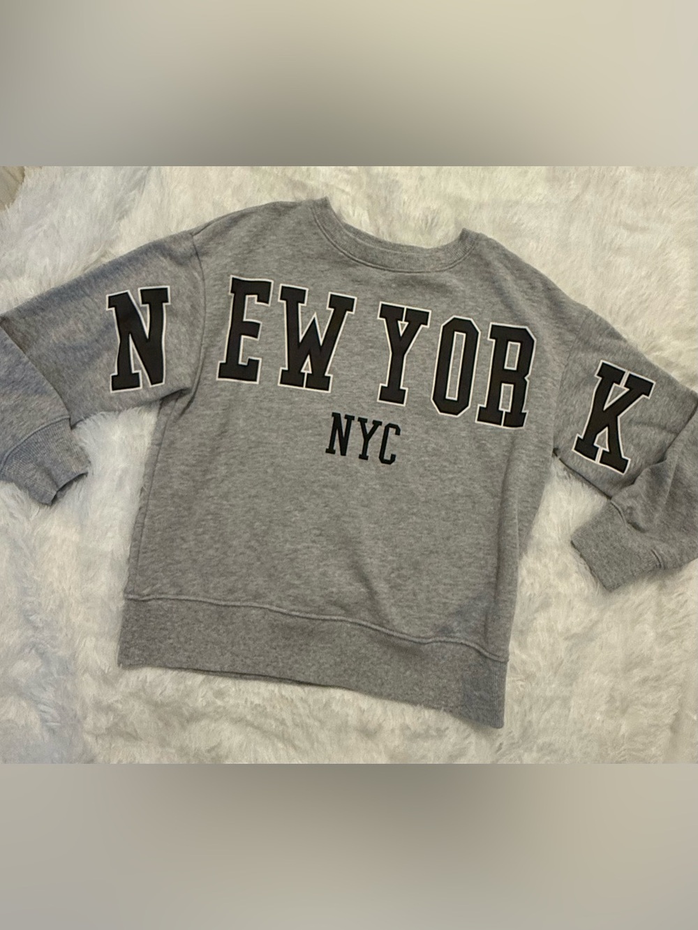 NWOT Kids New York French Terry Pullover Sweatshirt